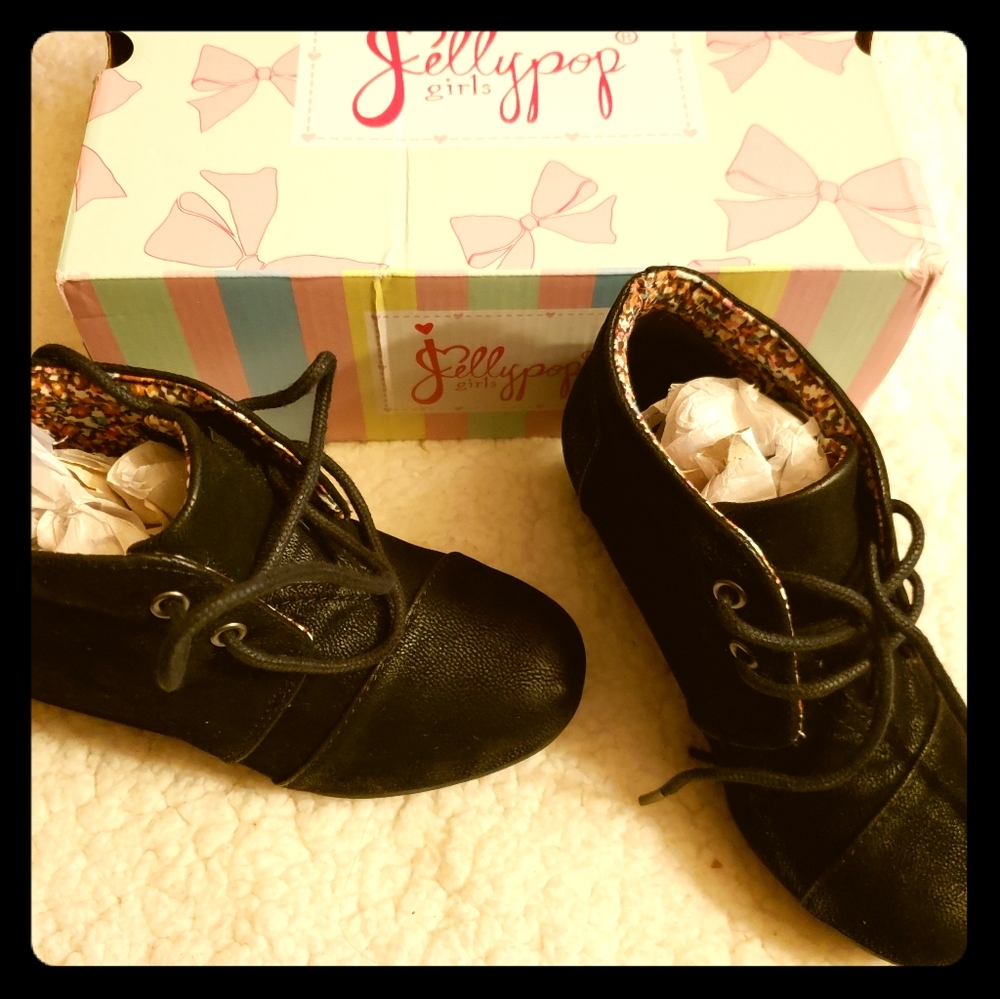 Girls jellypop black suede wedges
